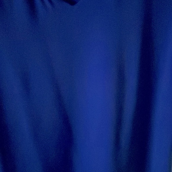 Beautiful Carmen Asymmetric Top! - Picture 3 of 13